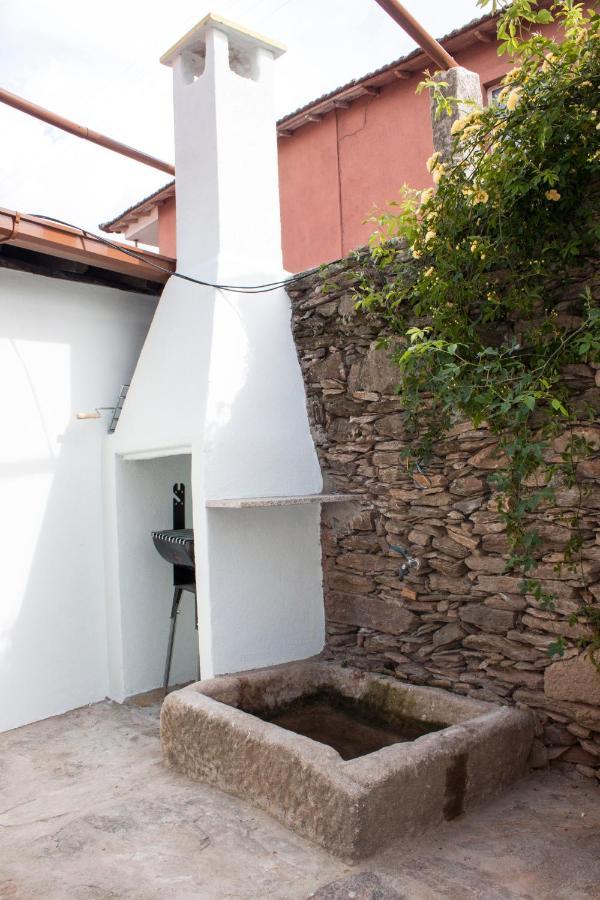 Casa Adalcina Apartment Mirandela Exterior photo